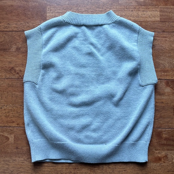 Cyrus Light Gray Cable Knit Sweater - Picture 2 of 5